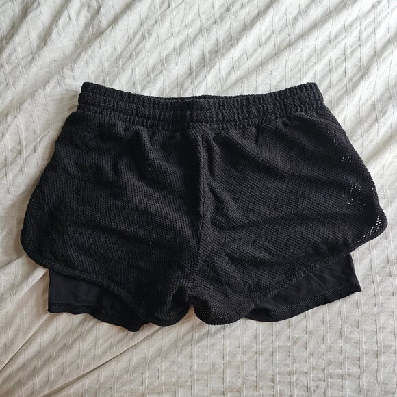 Aritzia The Constant Blasis Shorts - 2017 - Black - Sz S - Picture 2 of 10